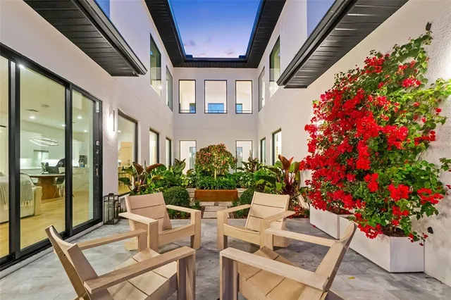 $2,799,000 | 2177 Sunnyside Place, Sarasota, FL 34239