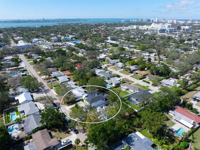 $2,799,000 | 2177 Sunnyside Place, Sarasota, FL 34239