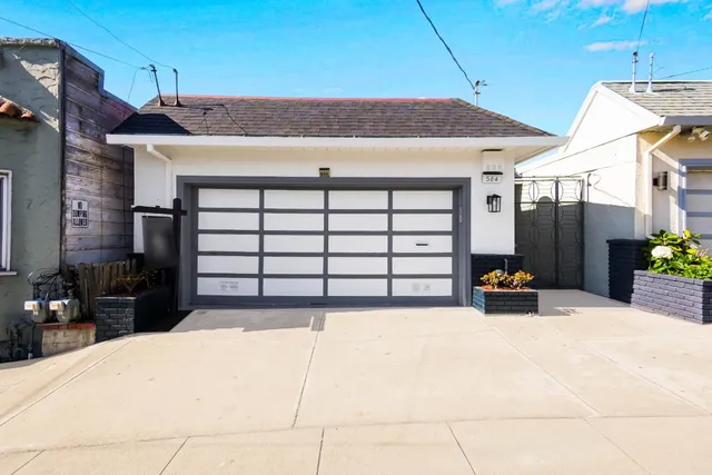$1,068,888 | 584 Hillside Boulevard, Daly City, CA 94014