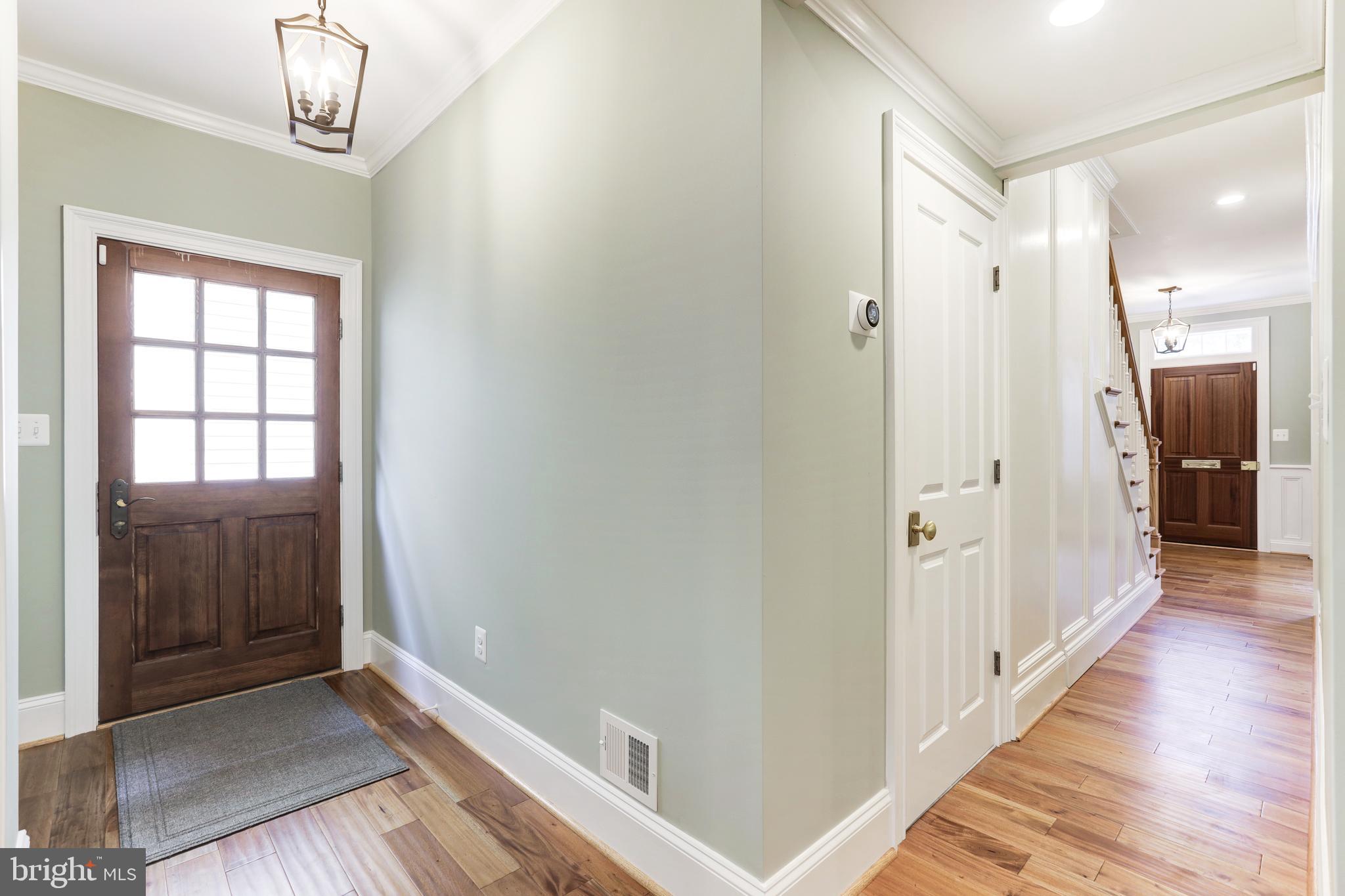 16 Liberty Street Southwest Leesburg, VA 20175 - Photo 17 of 58