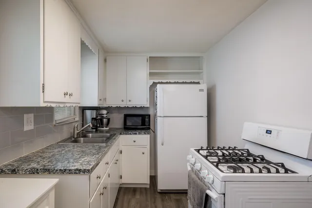 $245,000 | 5601 44th Avenue, Kenosha, WI 53144