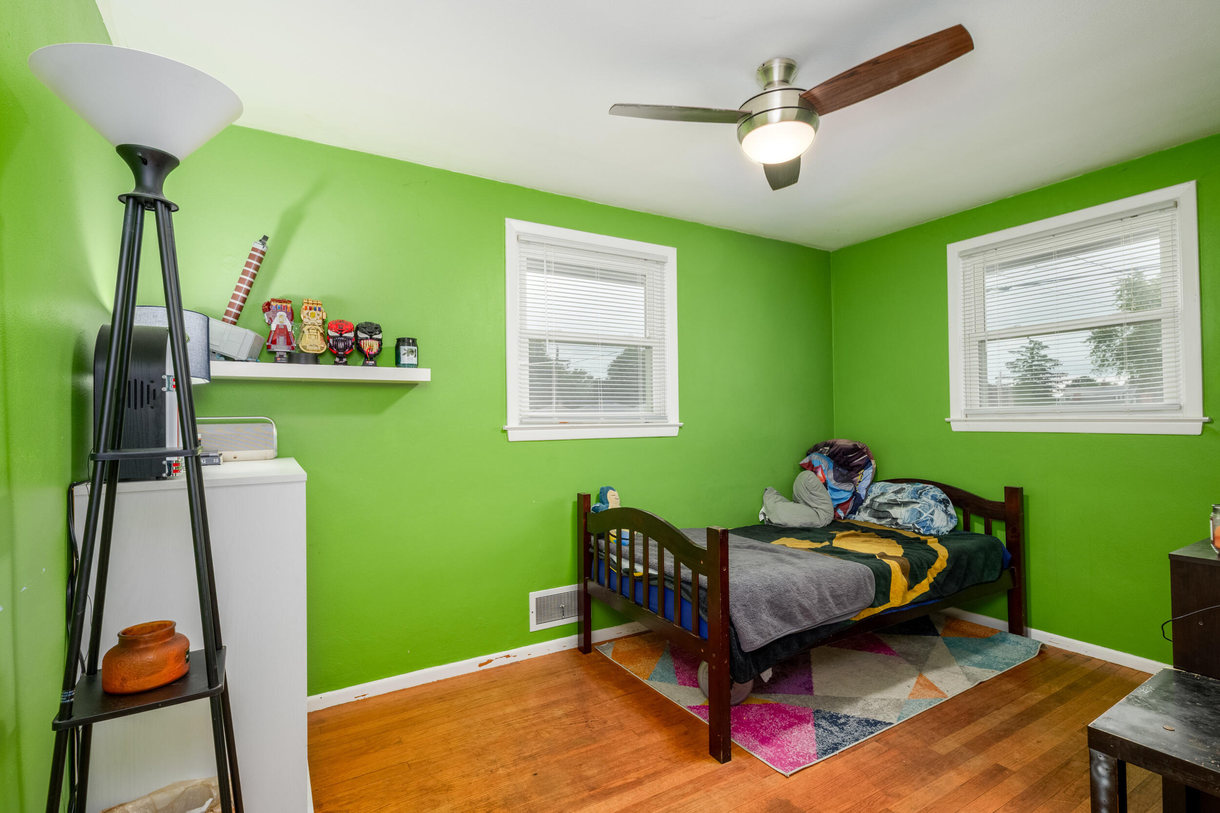 5601 44th Avenue Kenosha, WI 53144 - Photo 19 of 27 Bedroom 2