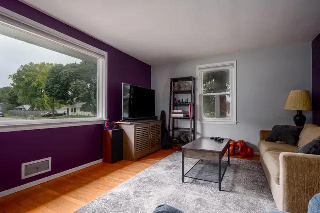 $245,000 | 5601 44th Avenue, Kenosha, WI 53144