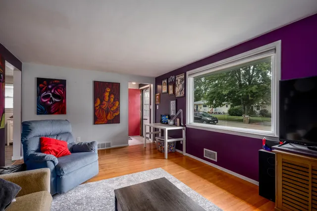 $245,000 | 5601 44th Avenue, Kenosha, WI 53144