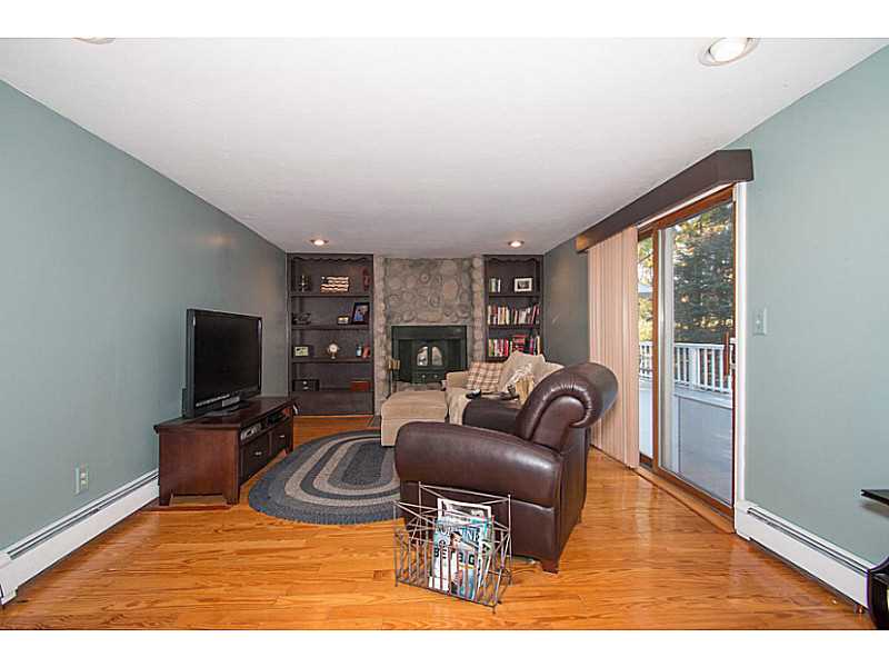95 Wilbur Road Lincoln, RI 02865 - Photo 8 of 24 Den/Family/Great Room.