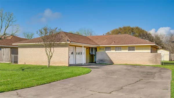 $159,000 | 1510 West 11th Street, Freeport, TX 77541