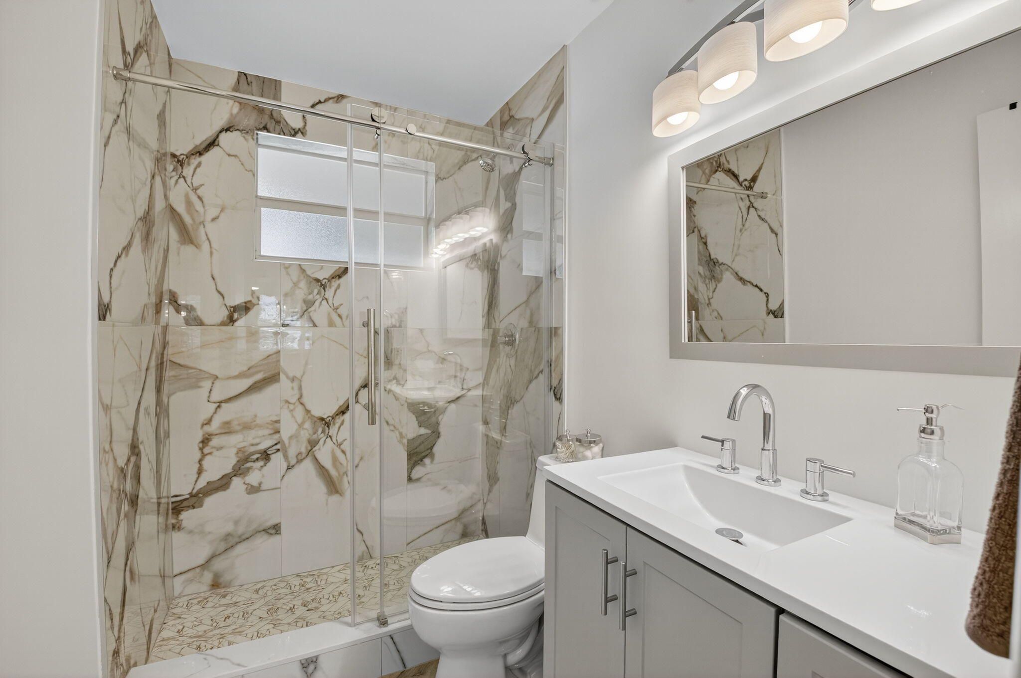 930 Osceola Drive, Unit 8 Boca Raton, FL 33432 - Photo 15 of 33 Gorgeous Custom Bathroom