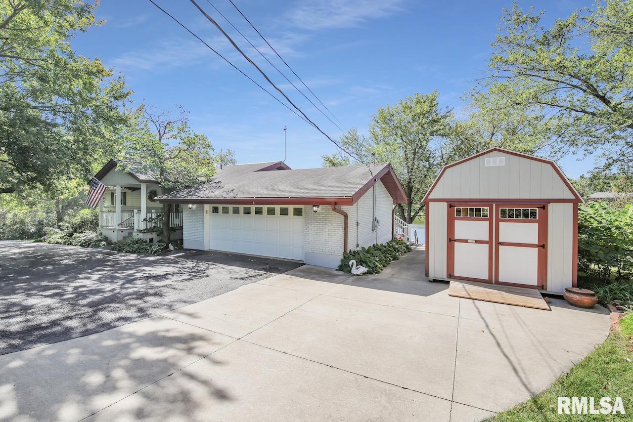 407 Pine Ridge Drive Washington, IL 61571 - Photo 3 of 46 Gallery Image 3