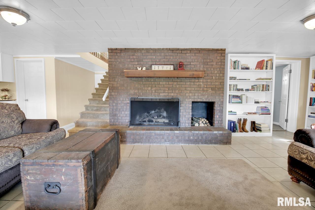 407 Pine Ridge Drive Washington, IL 61571 - Photo 21 of 46 Gallery Image 21