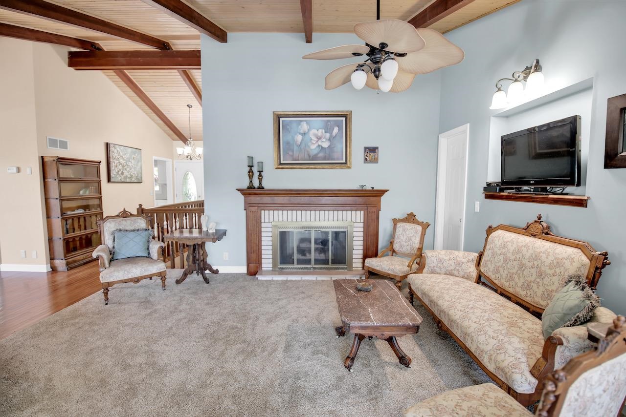 407 Pine Ridge Drive Washington, IL 61571 - Photo 7 of 46 Gallery Image 7