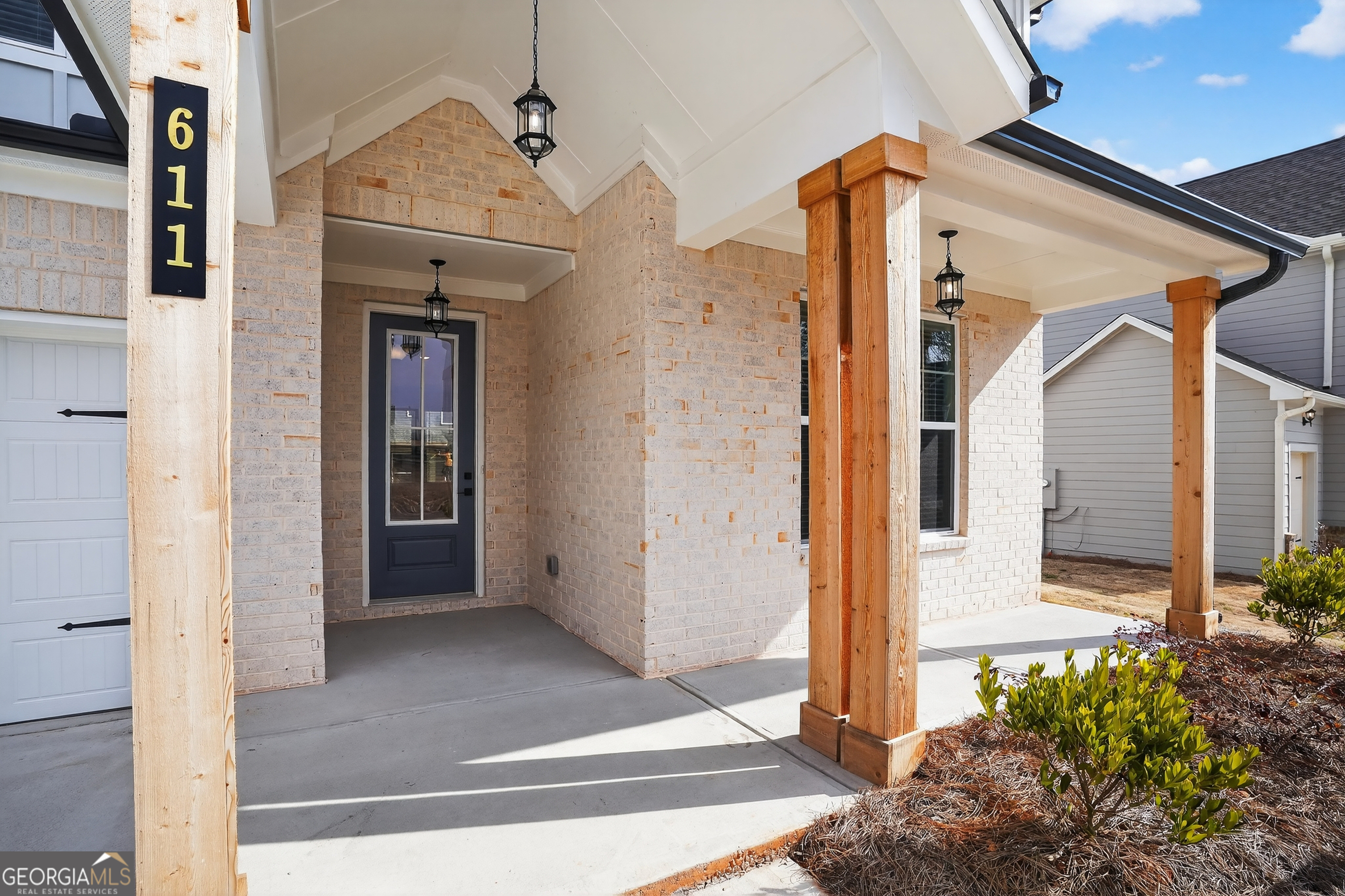 611 Villa Rica Springs Villa Rica, GA 30180 - Photo 3 of 35 a view of a hallway with a outdoor space