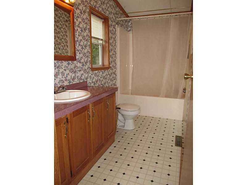 108 McShane Road Fenelton, PA 16034 - Photo 13 of 20 Master Bath/Spa.