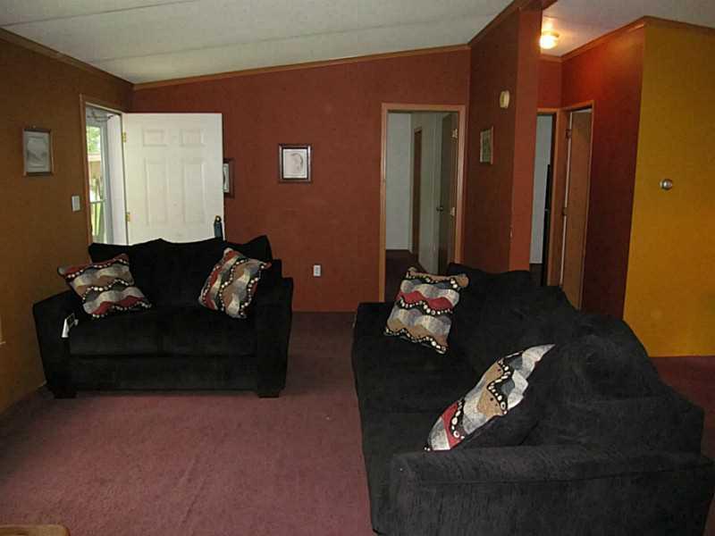 108 McShane Road Fenelton, PA 16034 - Photo 10 of 20 Living Room.