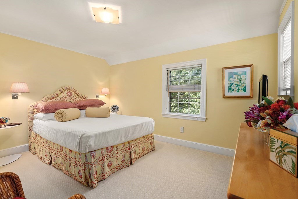 68 Alberta Road Brookline, MA 02467 - Photo 26 of 36 Gallery Image 26