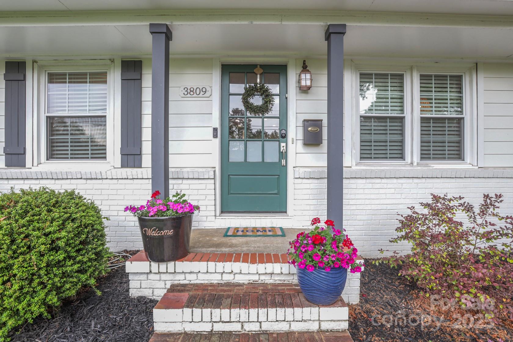 3809 Topsfield Road Charlotte, NC 28211 - Photo 3 of 36 Gallery Image 3