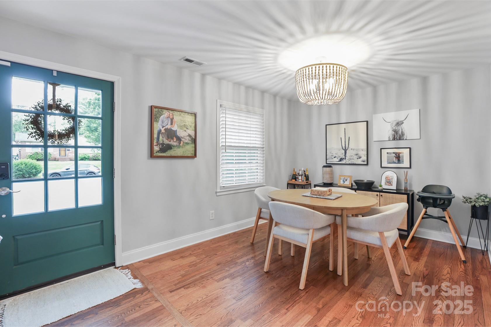 3809 Topsfield Road Charlotte, NC 28211 - Photo 4 of 36 Gallery Image 4