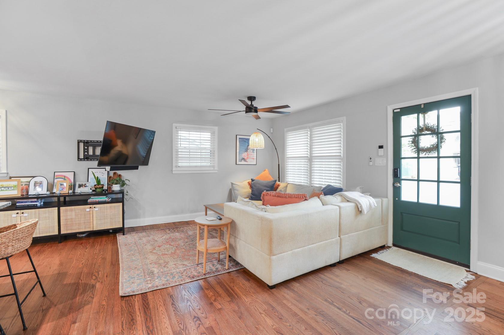 3809 Topsfield Road Charlotte, NC 28211 - Photo 8 of 36 Gallery Image 8