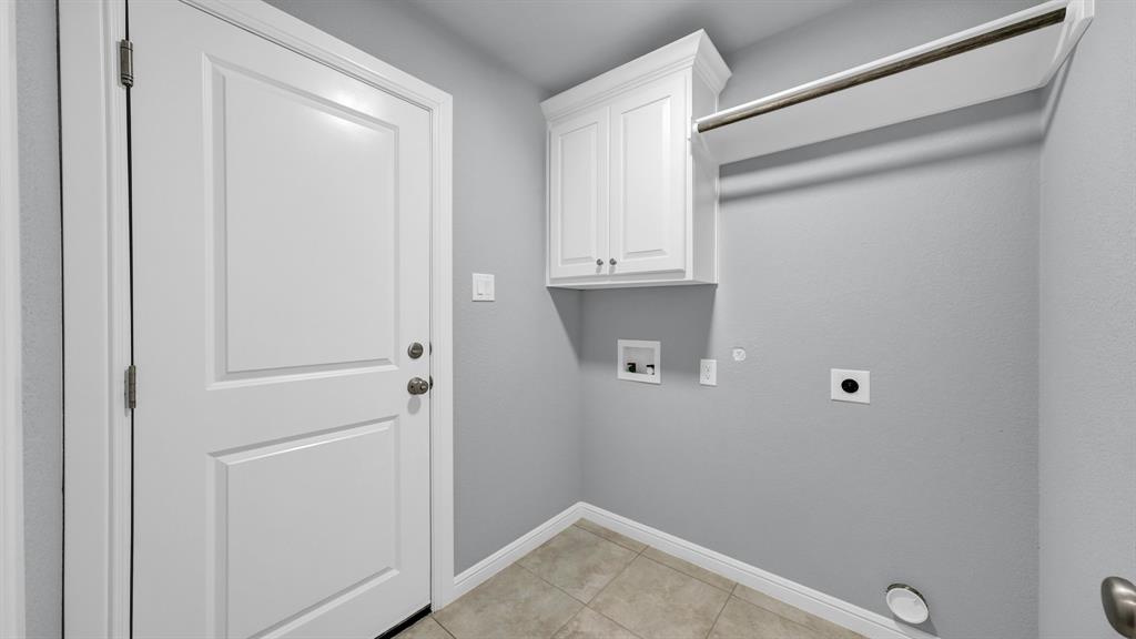 924 East 5th Street Springtown, TX 76082 - Photo 32 of 36