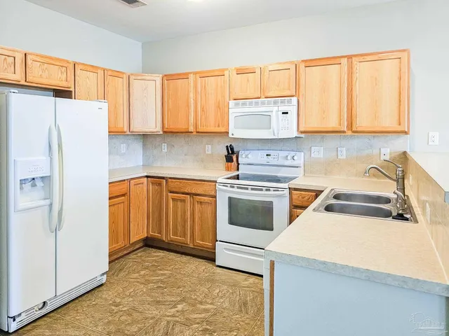 $1,495 | 3210 Seabrook Street, Pensacola, FL 32505