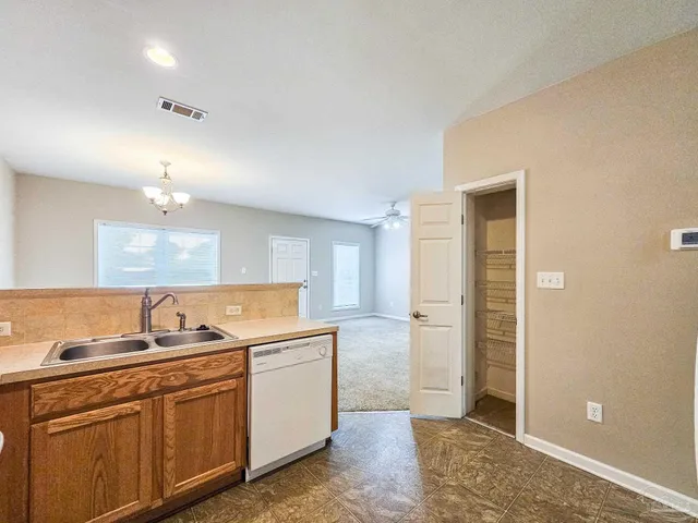 $1,495 | 3210 Seabrook Street, Pensacola, FL 32505