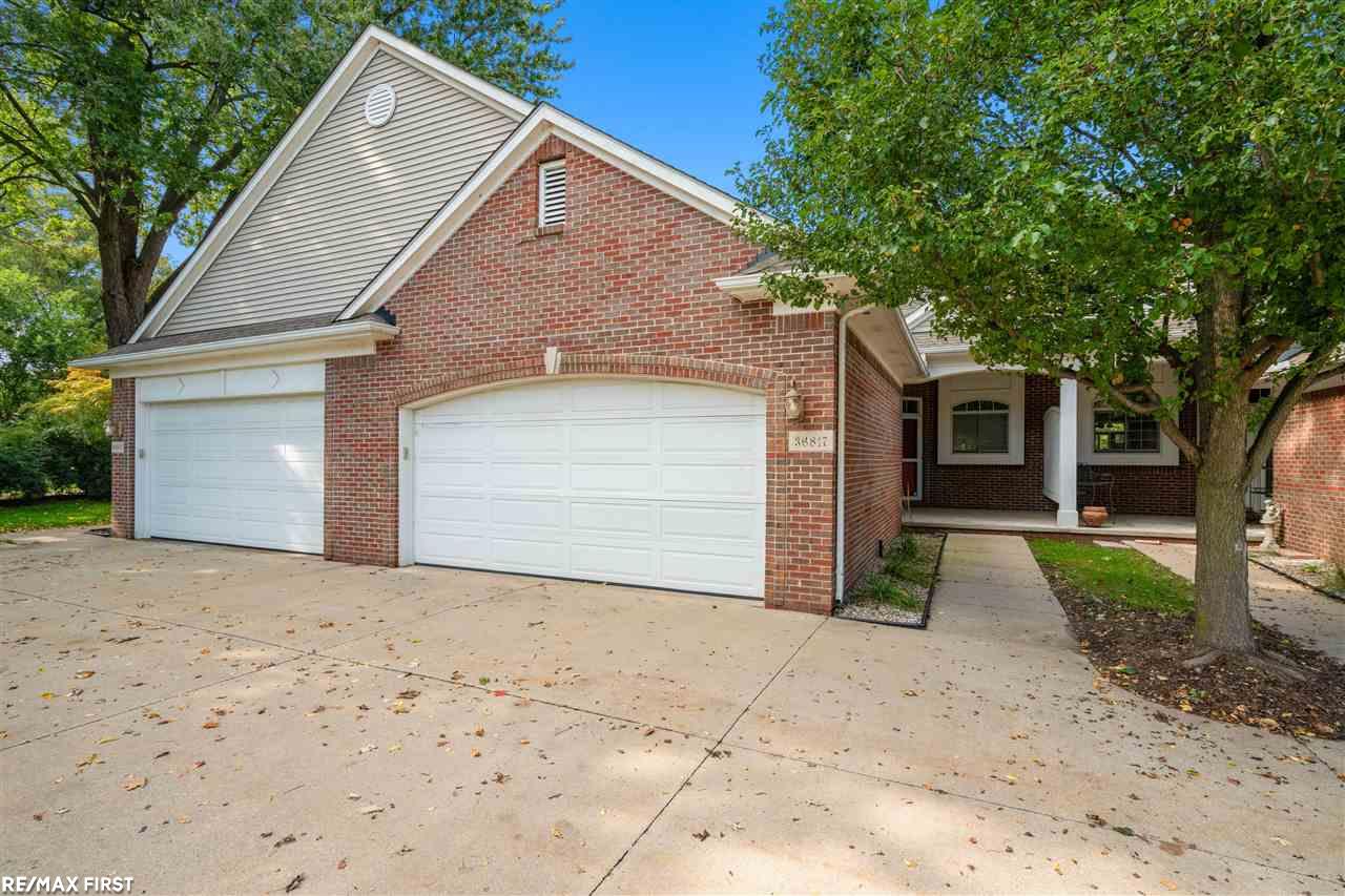 36817 Union Lake Road Clinton Township, MI 48035 - Photo 1 of 23