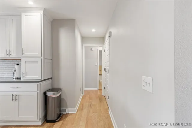 $299,900 | 7 Lone Timber, Unit 1B, Four Seasons, MO 65049