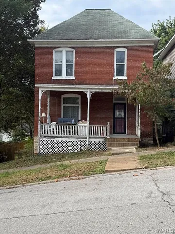 $54,000 | 427 North 7th Street, Hannibal, MO 63401