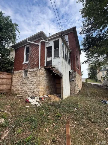 $54,000 | 427 North 7th Street, Hannibal, MO 63401