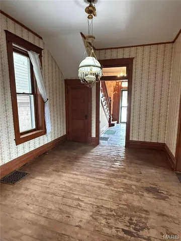 $54,000 | 427 North 7th Street, Hannibal, MO 63401