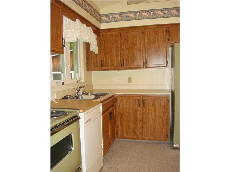 879 Clarksville Road Hermitage, PA 16148 - Photo 10 of 20 Kitchen.
