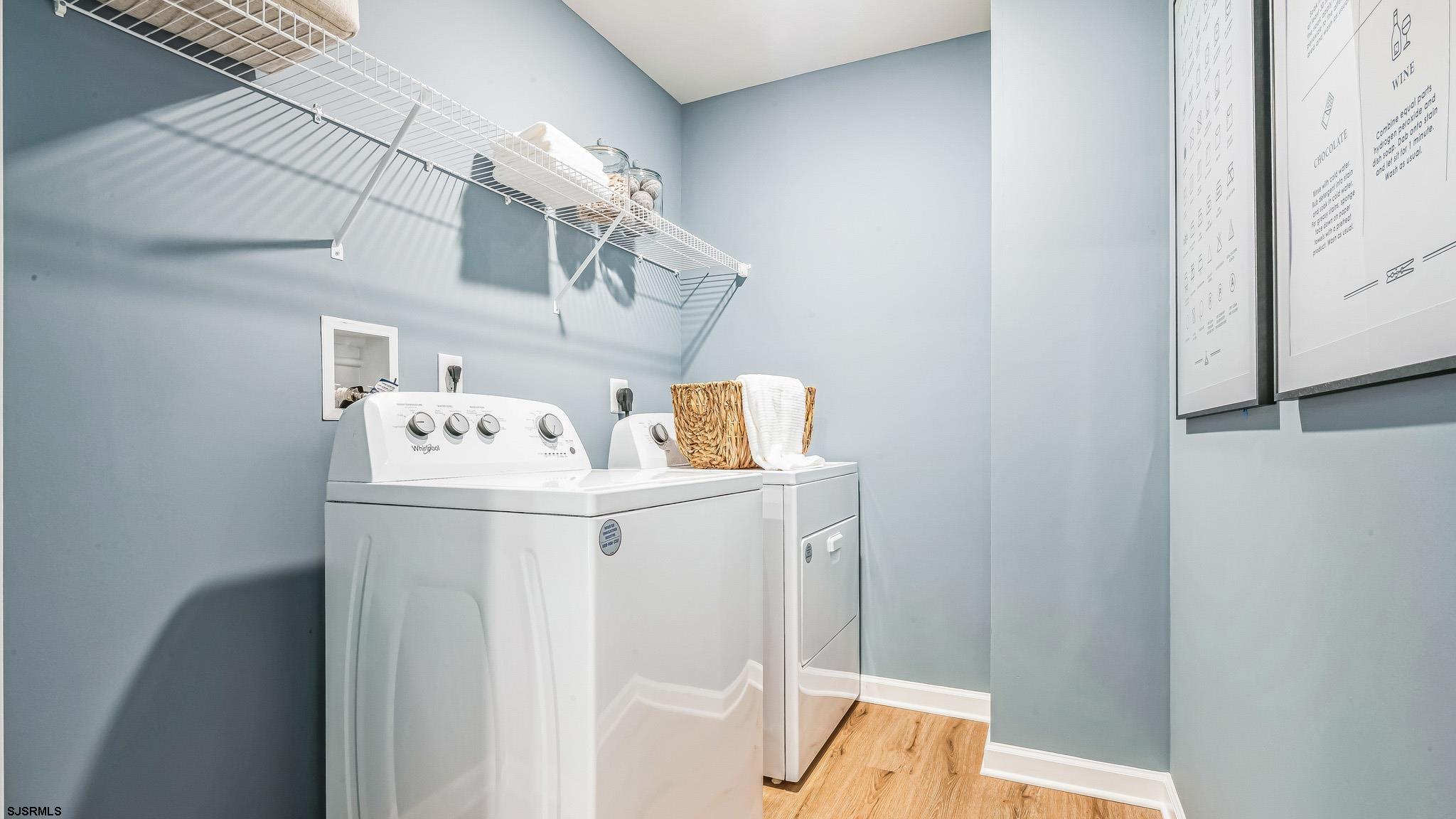 224 Daytona Road Egg Harbor Township, NJ 08234 - Photo 4 of 31 a utility room with dryer and washer