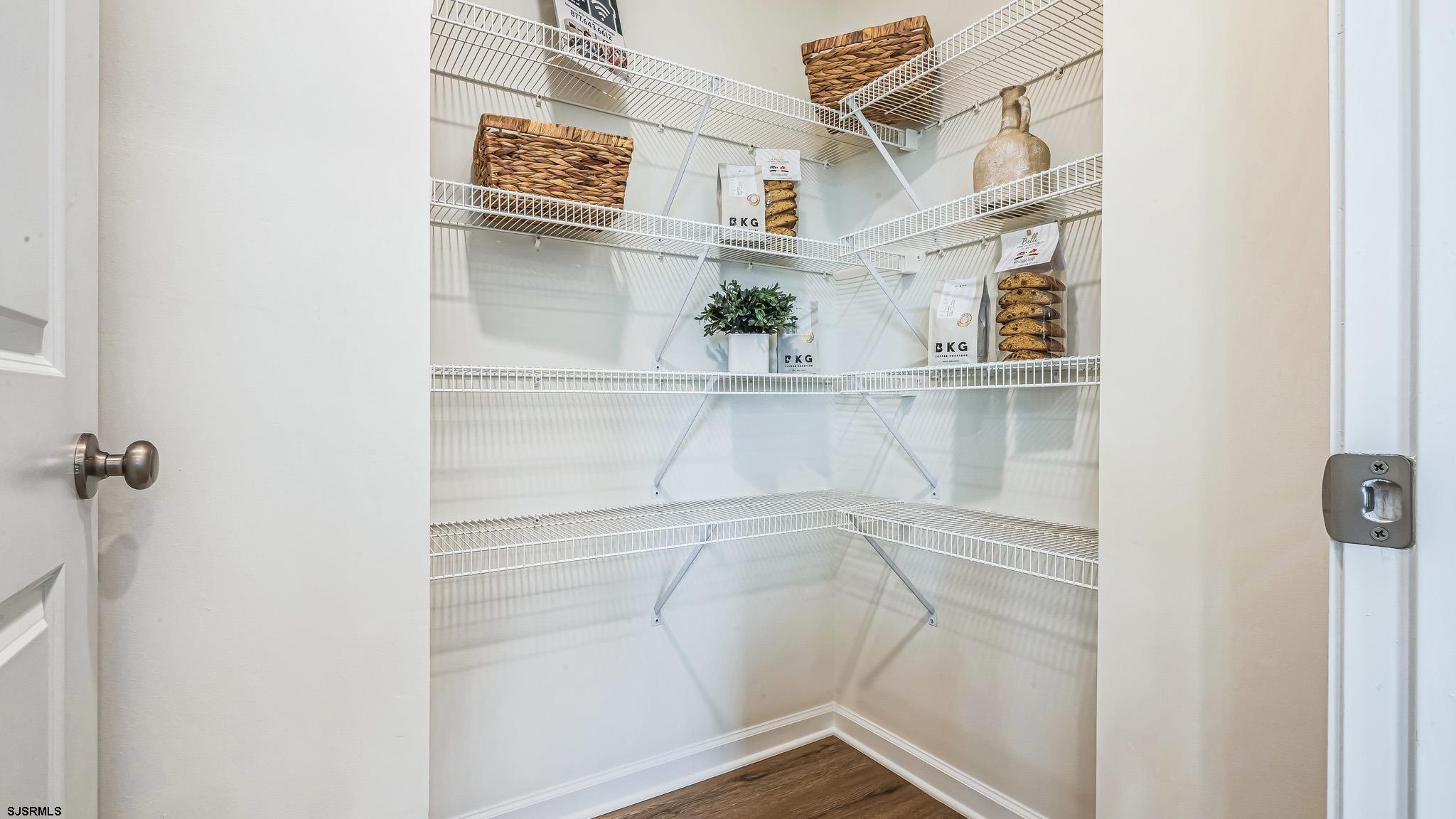 224 Daytona Road Egg Harbor Township, NJ 08234 - Photo 5 of 31 a view of small space