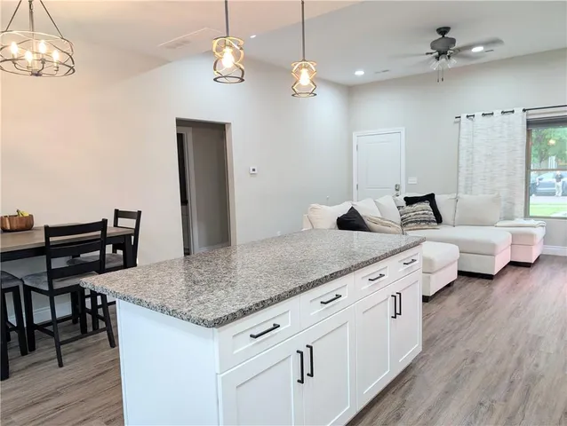 $282,000 | 1931 East 6th Street, Sedalia, MO 65301