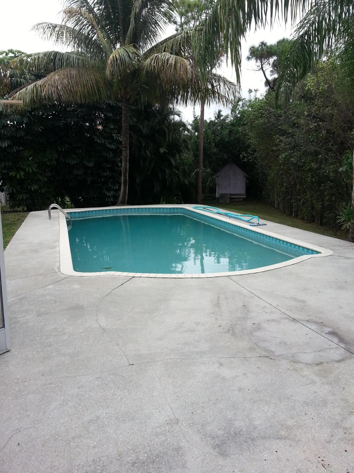 401 Chevron Circle Jupiter, FL 33458 - Photo 12 of 22 Pool