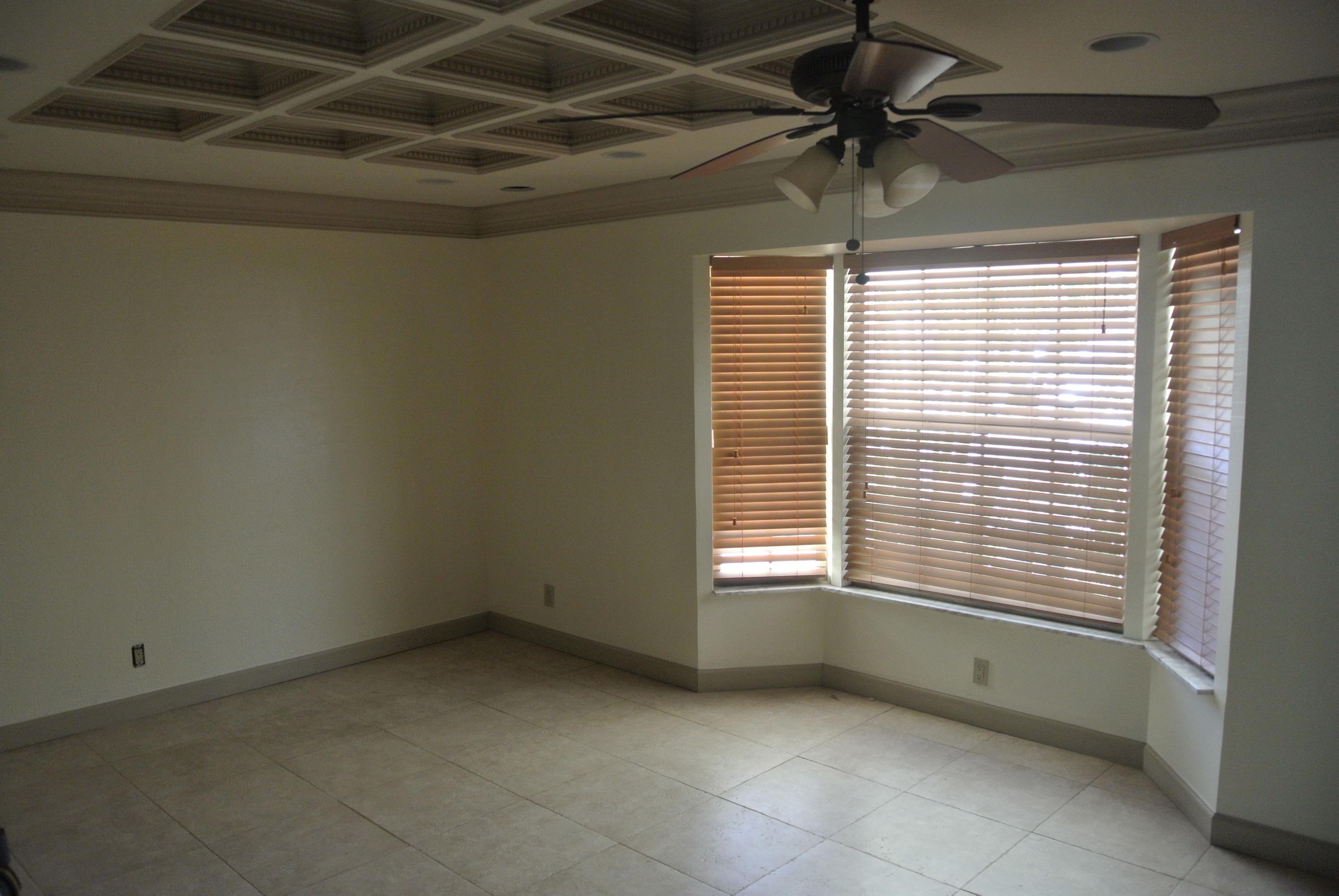 401 Chevron Circle Jupiter, FL 33458 - Photo 2 of 22 Living Room