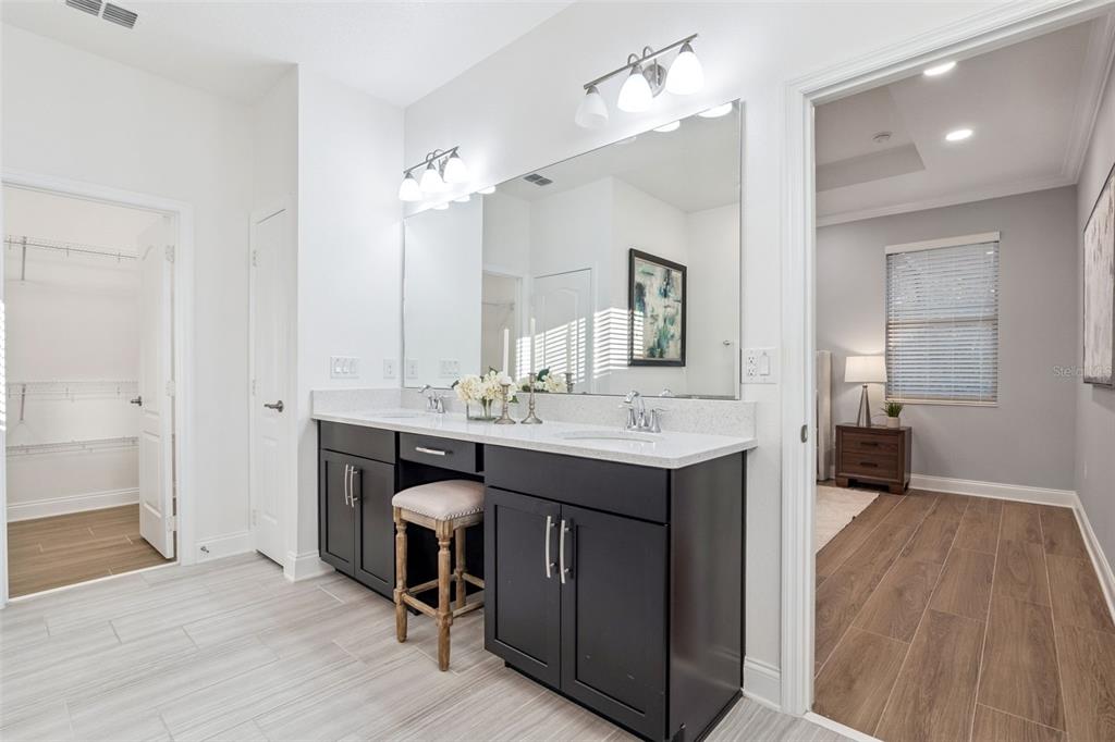 228 Verde Way DeBary, FL 32713 - Photo 17 of 56