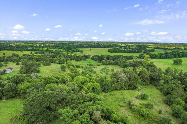 $1,100,000 | 7602 Rose Lane, Sealy, TX 77474