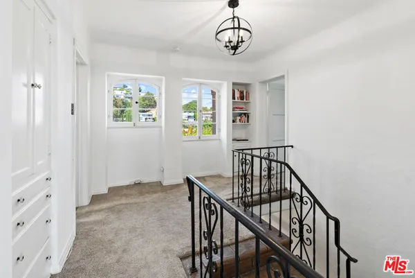 $10,000 | 3365 Ley Drive, Los Angeles, CA 90027