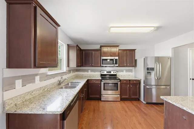 $320,000 | 124 Pristine Drive, Locust Grove, GA 30248