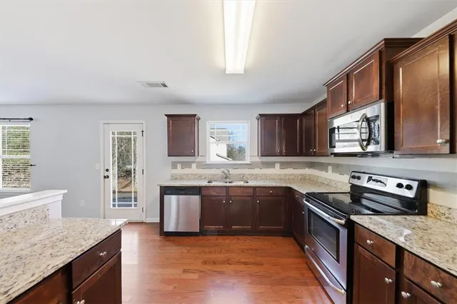 $320,000 | 124 Pristine Drive, Locust Grove, GA 30248