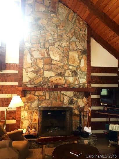 3898 Parris Branch Road Sylva, NC 28779 - Photo 3 of 24 Gallery Image 3
