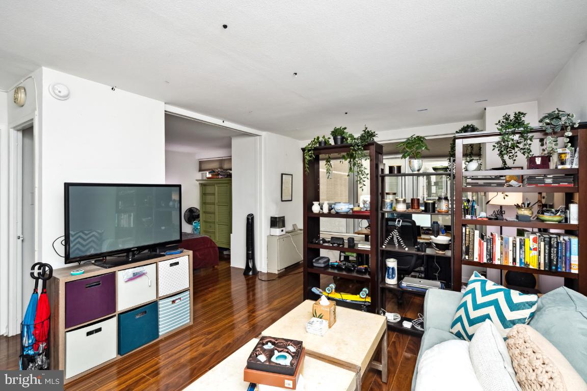 224 West Rittenhouse Square, Unit 218 Philadelphia, PA 19103 - Photo 3 of 18