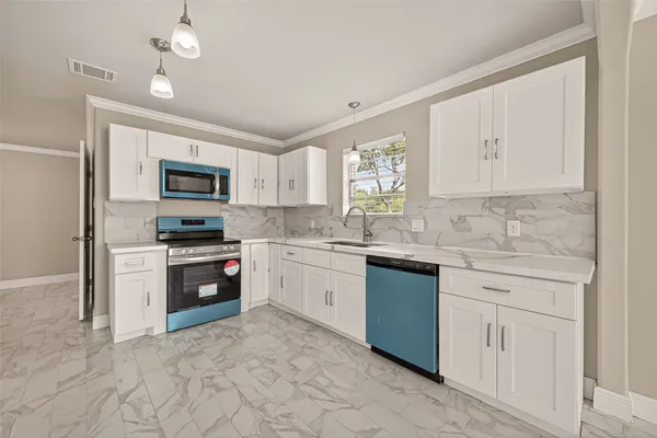 $309,786 | 1102 Belaya Lane, Houston, TX 77090