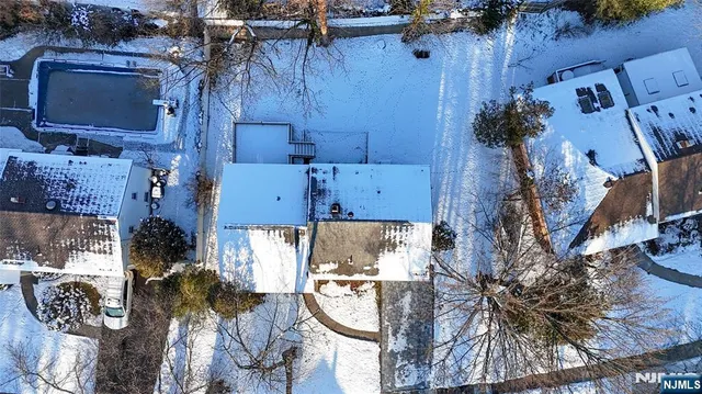 $4,800 | 10 Eastbrook Drive, River Edge, NJ 07661