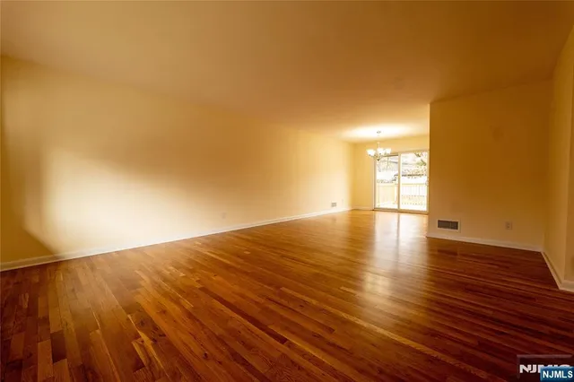 $4,800 | 10 Eastbrook Drive, River Edge, NJ 07661