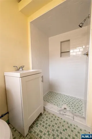 $4,800 | 10 Eastbrook Drive, River Edge, NJ 07661