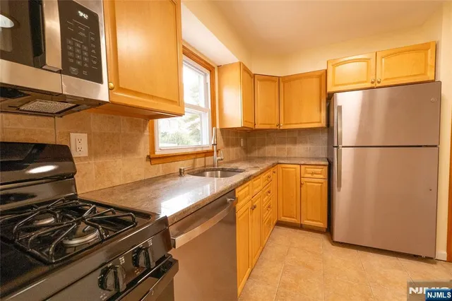 $4,800 | 10 Eastbrook Drive, River Edge, NJ 07661