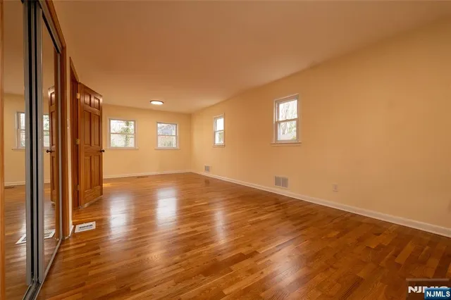 $4,800 | 10 Eastbrook Drive, River Edge, NJ 07661