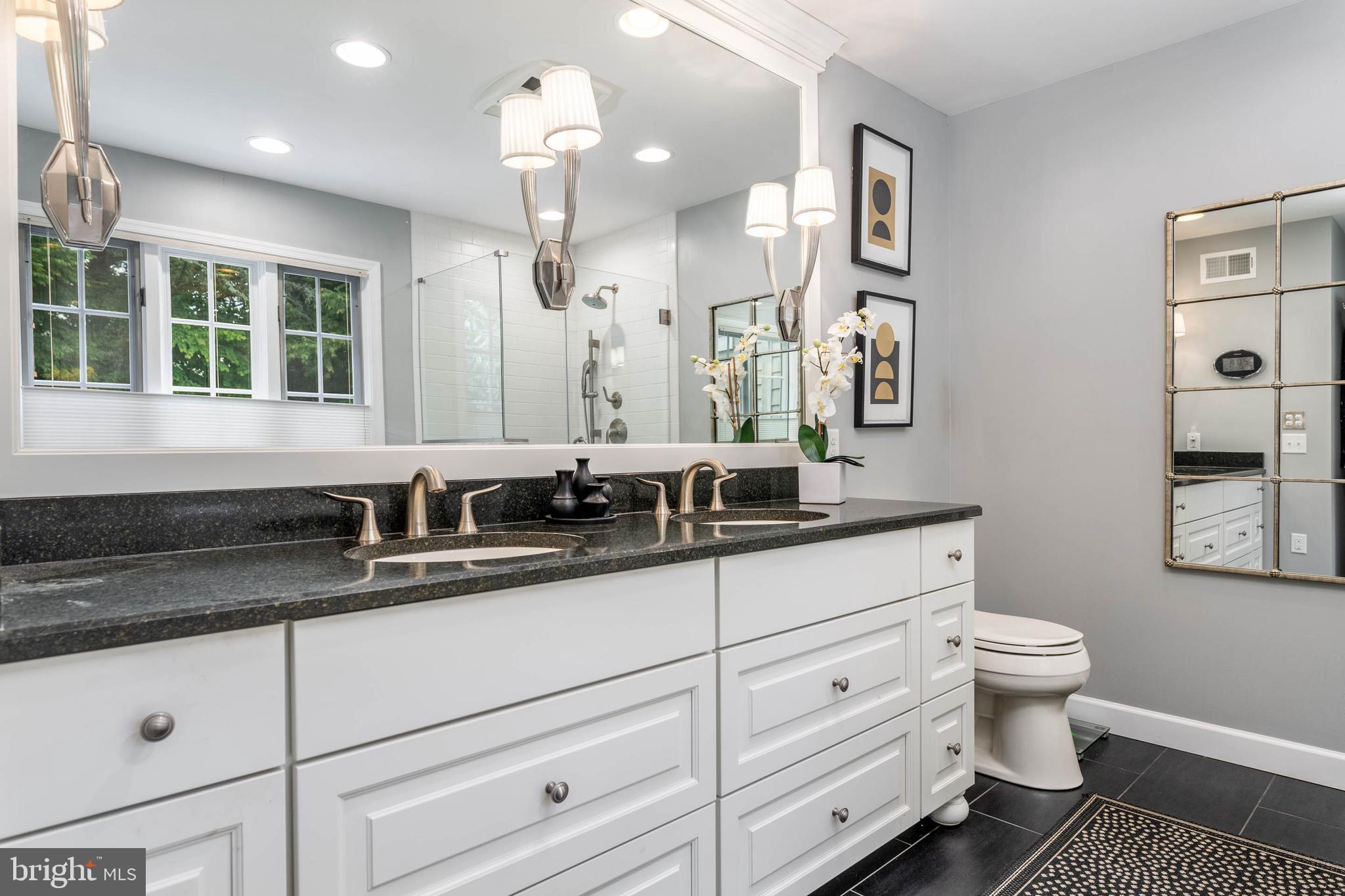 302 Heritage Place Devon, PA 19333 - Photo 24 of 40