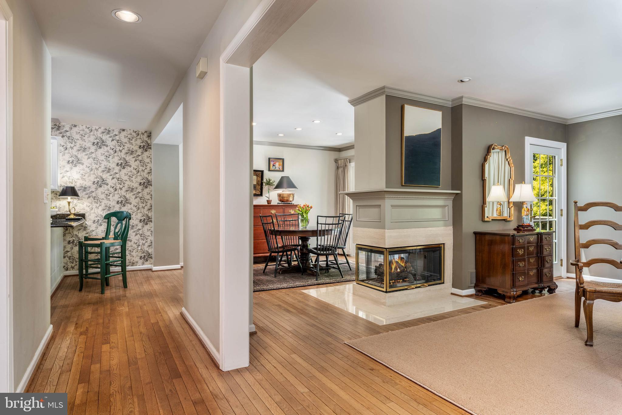 302 Heritage Place Devon, PA 19333 - Photo 6 of 40